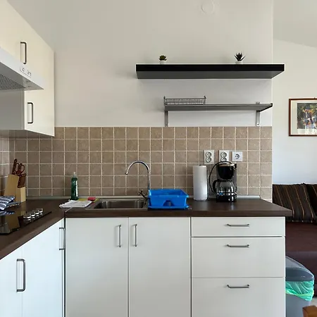 Aurora In Appartement